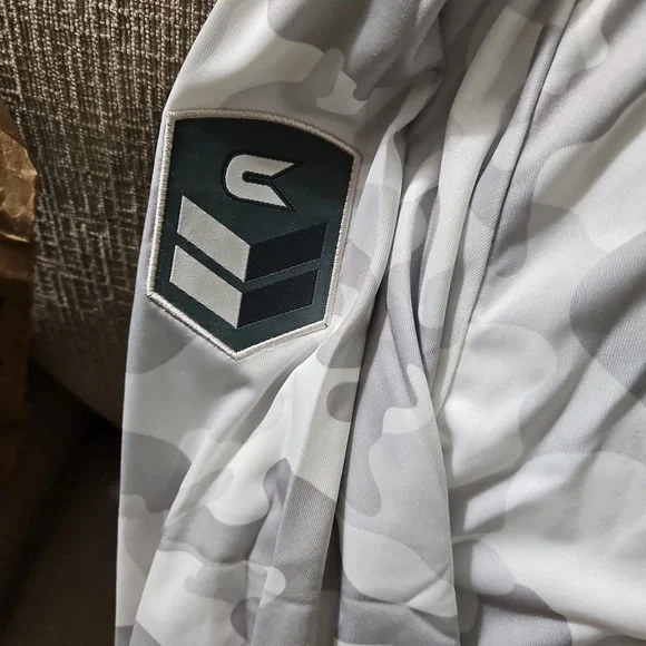 Colosseum lightweight Arctic Camo USC TROJANS OHT Hoodie. NWT. 2XL - Picture 4 of 8